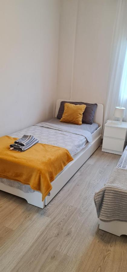 Cozy Modren On Malvarrosa Séjour chez l'habitant *